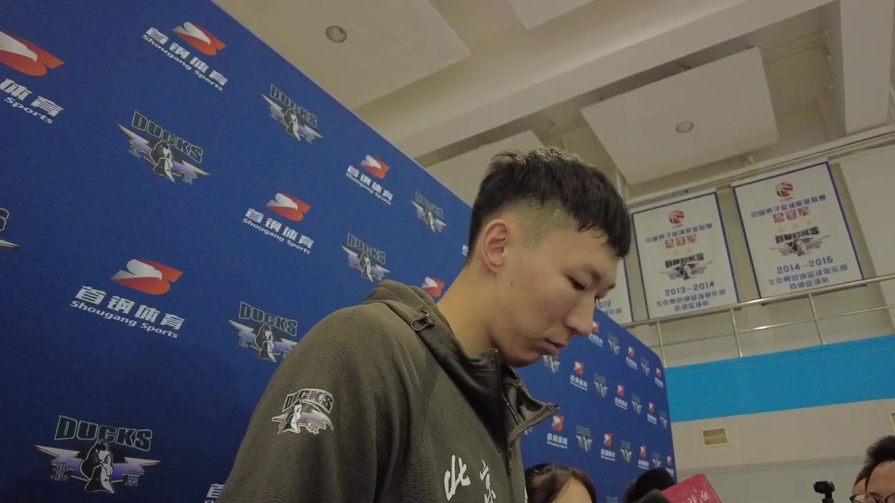 周琦:和翟晓川&范子铭认识很久了 彼此很熟悉不存在磨合问题